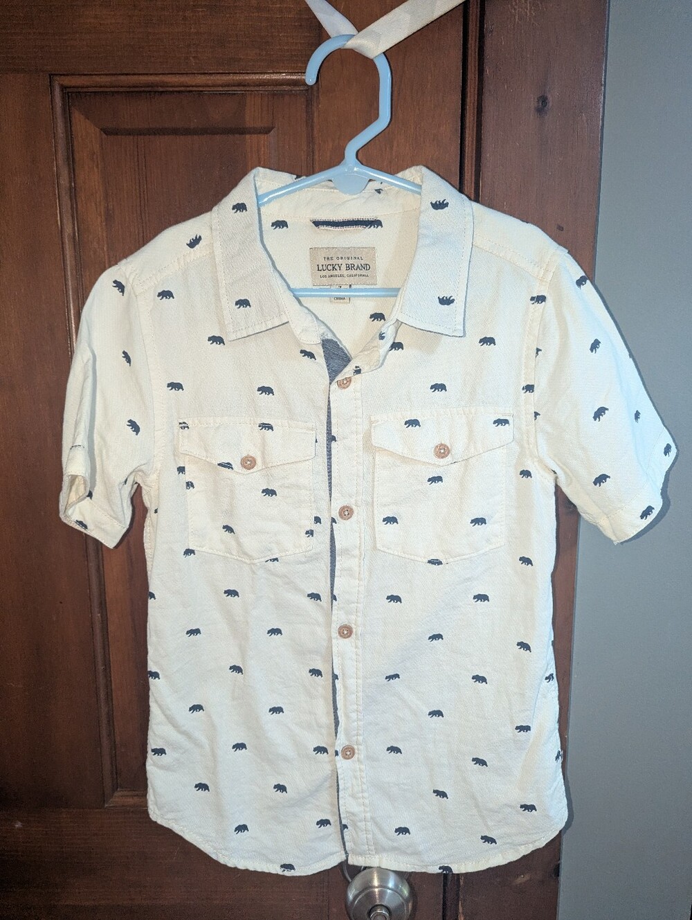 Lucky Brand Cream Short-Sleeve Button-Down Shirt with Navy Bear Print